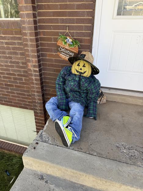 Redds Scarecrow_468